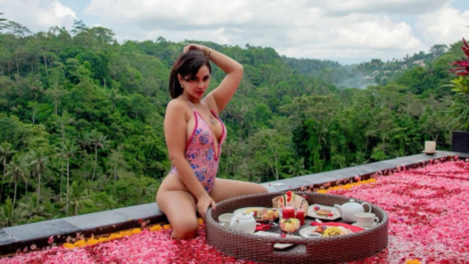 instagram/siscamellyana22_official