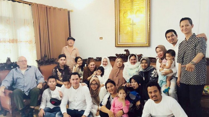 Instagram/ameilia_edelenyi