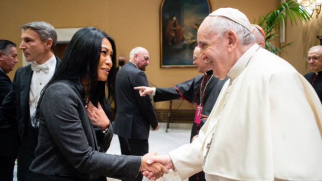 instagram/anggun_cipta