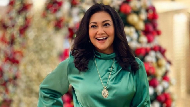 Instagram/bellasaphiraofficial