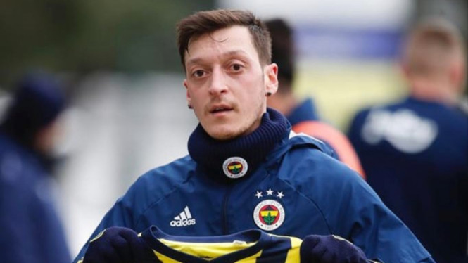 Instagram/m10_official