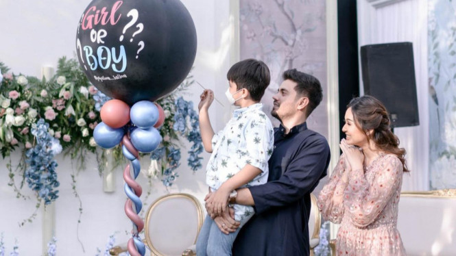 Instagram/Faradillayoshi