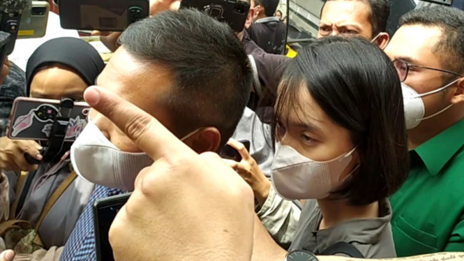 IntipSeleb/ Wahyu Firmansyah