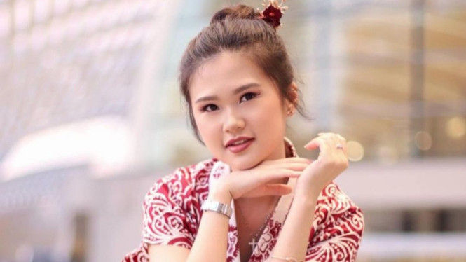 Instagram/feliciatissue