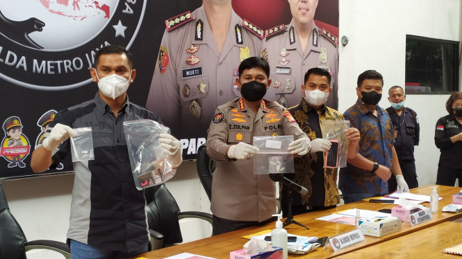 IntipSeleb/ Wahyu Firmansyah