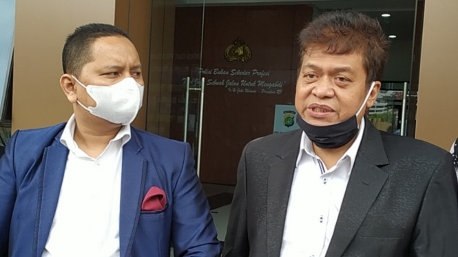 IntipSeleb/ Wahyu Firmansyah