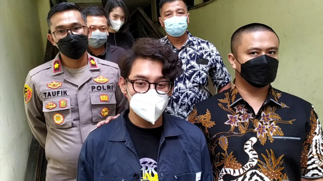 IntipSeleb/ Wahyu Firmansyah