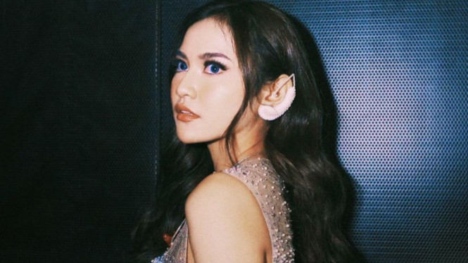 mahaliniraharja/instagram