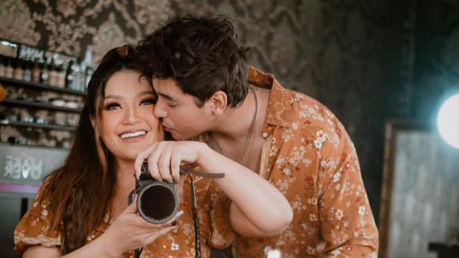 Instagram/krisjianabah