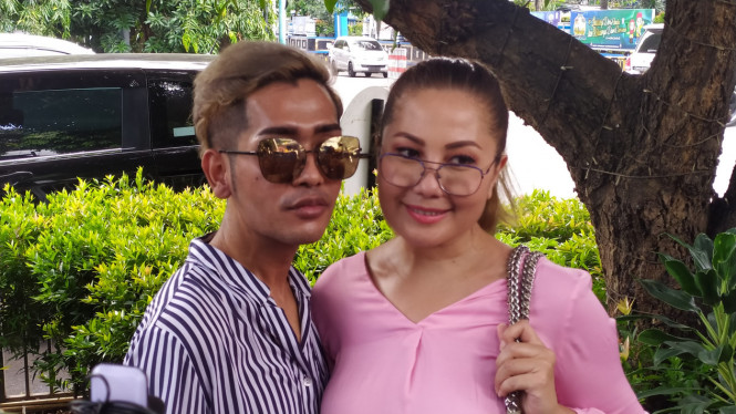 IntipSeleb/ Wahyu Firmansyah