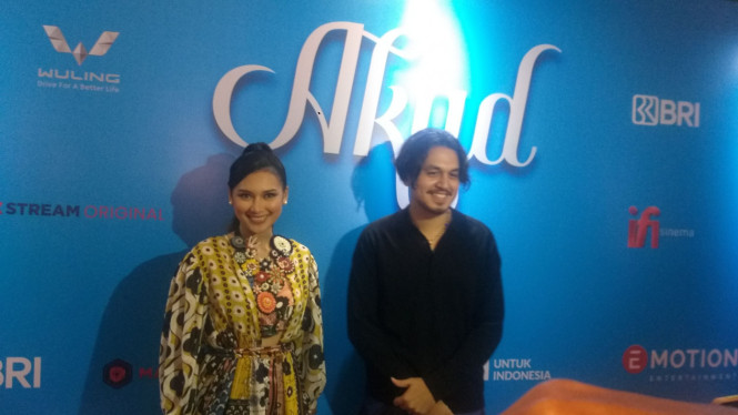 Intipseleb/Cahaya Padang