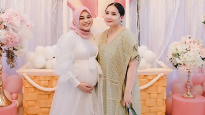 Instagram/@aurelie.hermansyah