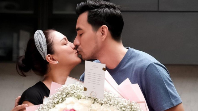 Instagram/darius_sinathrya