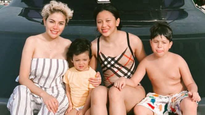 Instagram/ @nikitamirzanimawardi_172