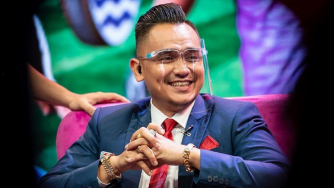 Instagram/@radotvalent