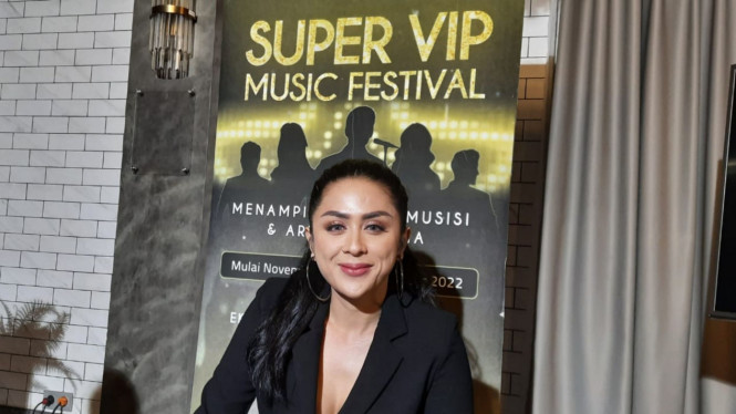 Intipseleb/Cahaya Padang