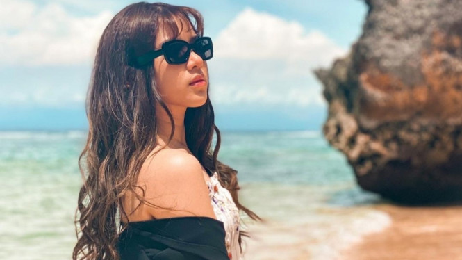 Instagram/ @tiaraandini