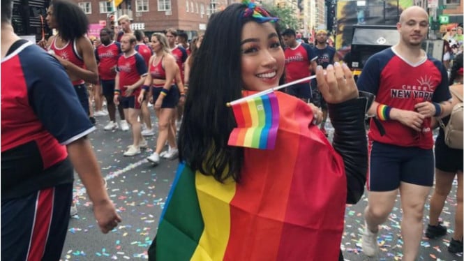 Instagram/@cindercella