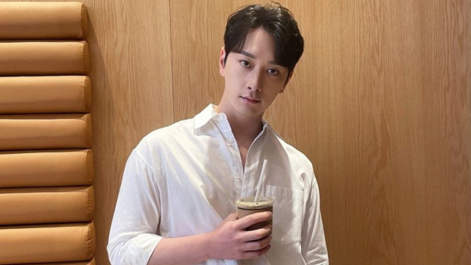 hwang_chan222/instagram