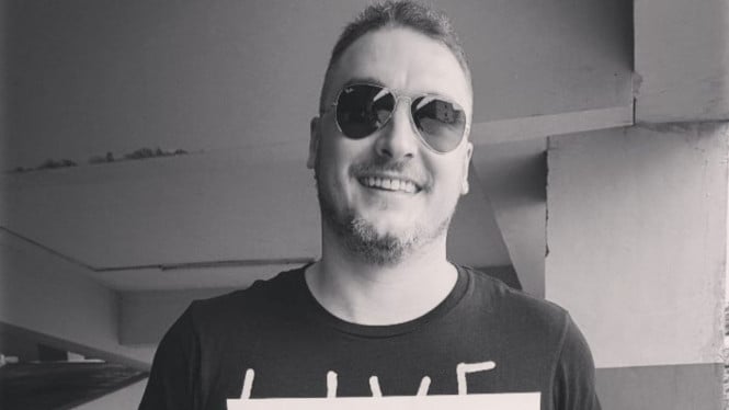 Instagram/armstrong_jono