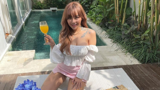 Instagram/ @__nadiachristina