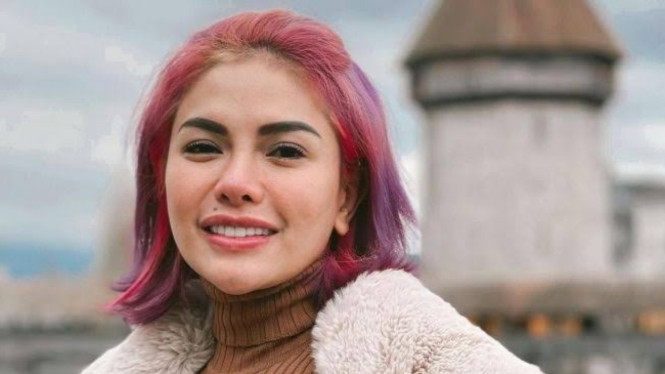 Instagram/nikitamirzanimawardi_172