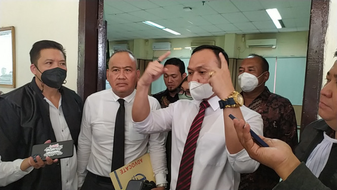 IntipSeleb/ Wahyu Firmansyah