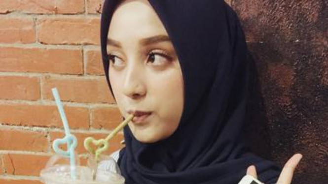 instagram/dinanfajrina