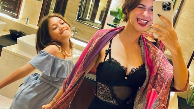 Instagram/nanamirdad_