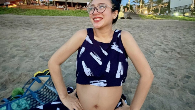 Instagram/dea_ananda