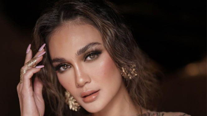 Instagram/lunamaya