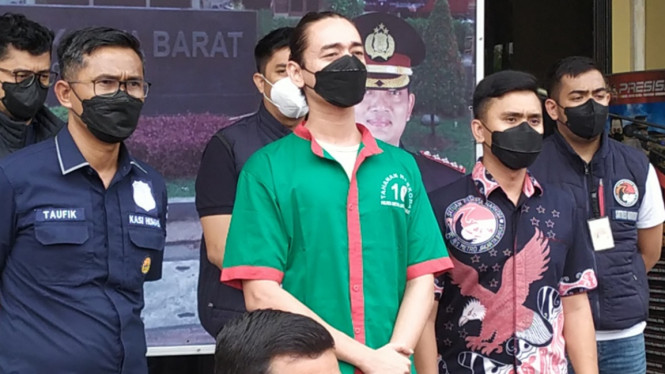 IntipSeleb/ Wahyu Firmansyah