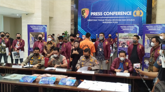 IntipSeleb/ Wahyu Firmansyah