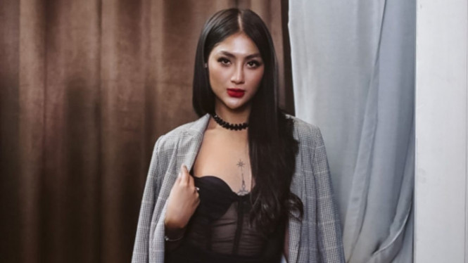 instagram/momo_moriska