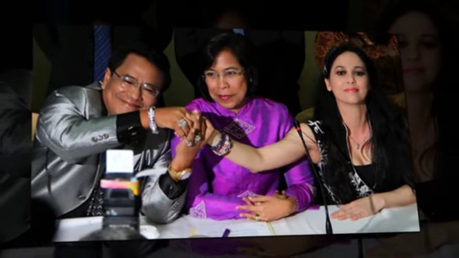 YouTube/politik one air