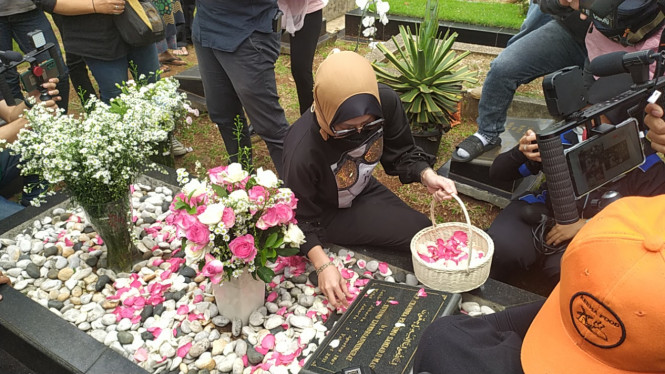 IntipSeleb/ Wahyu Firmansyah