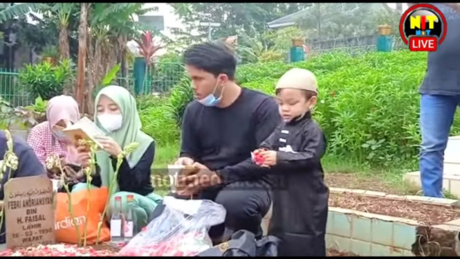 YouTube/OFFICIAL NITNOT