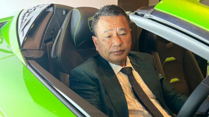 Instagram/@hotmanparisofficial