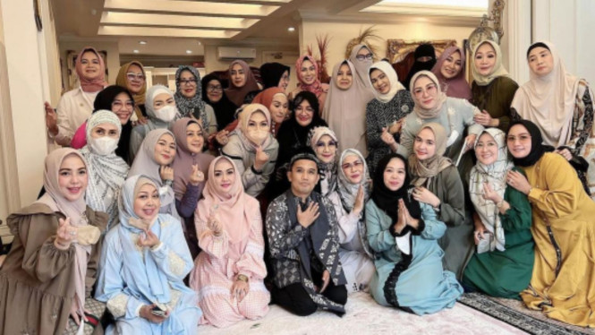 instagram/deamirella