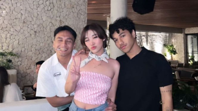 Instagram/ @livyrenata