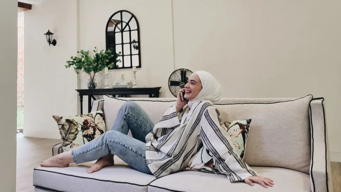 Instagram/anneofficial1990