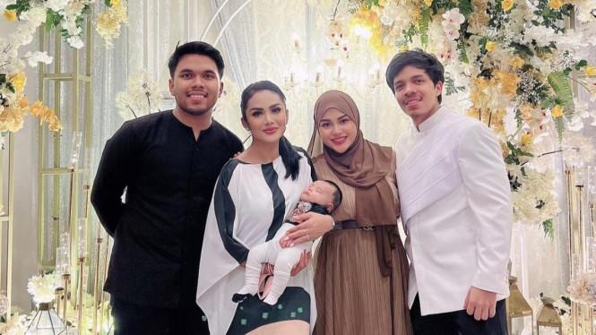 Instagram/Aurelie.hermansyah