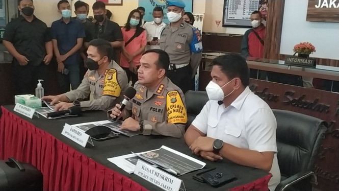 IntipSeleb/ Wahyu Firmansyah