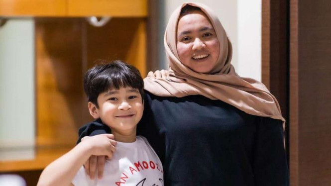 Instagram/@shela_lala96