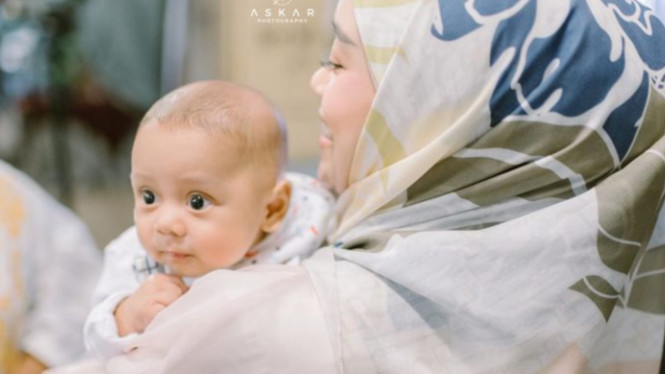 Instagram/@lestykejora