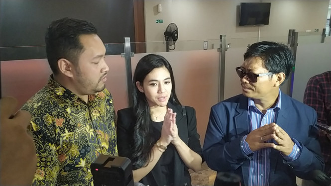 IntipSeleb/ Wahyu Firmansyah