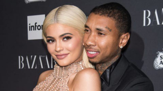 Kesaksian Kylie Jenner Atas Luka Pisau Tyga, Pacaran Underage Disorot