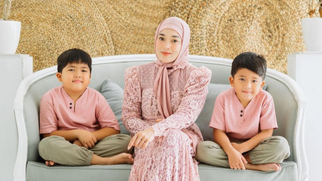 Instagram/Ririe_fairus