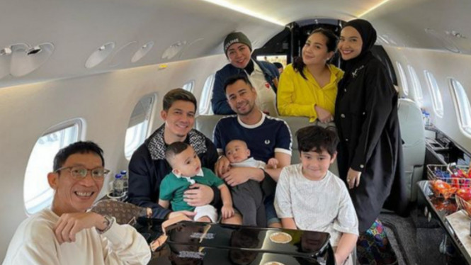 Instagram/@raffinagita1717