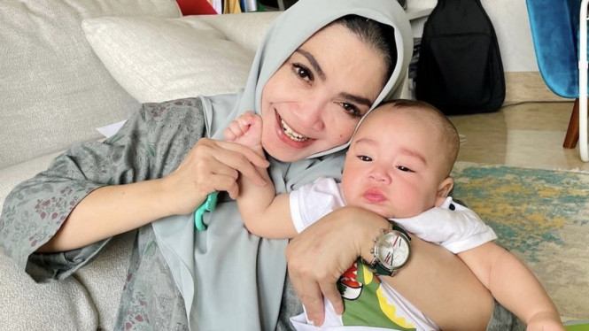 instagram/rieta_amilia